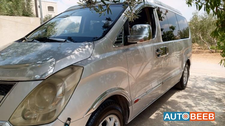 ميني باص هيونداي 2009