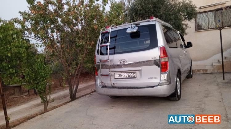 ميني باص هيونداي 2009