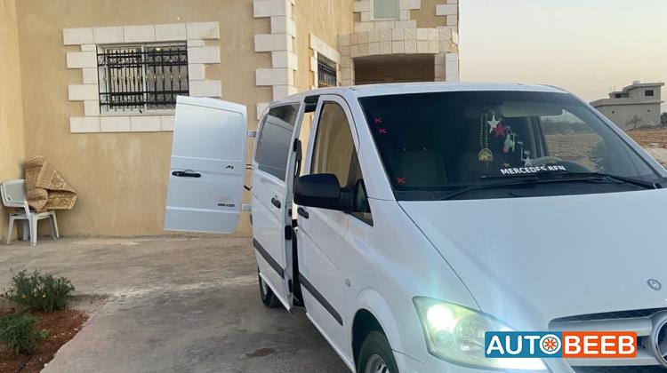ميني فان مرسيدس بنز 2014