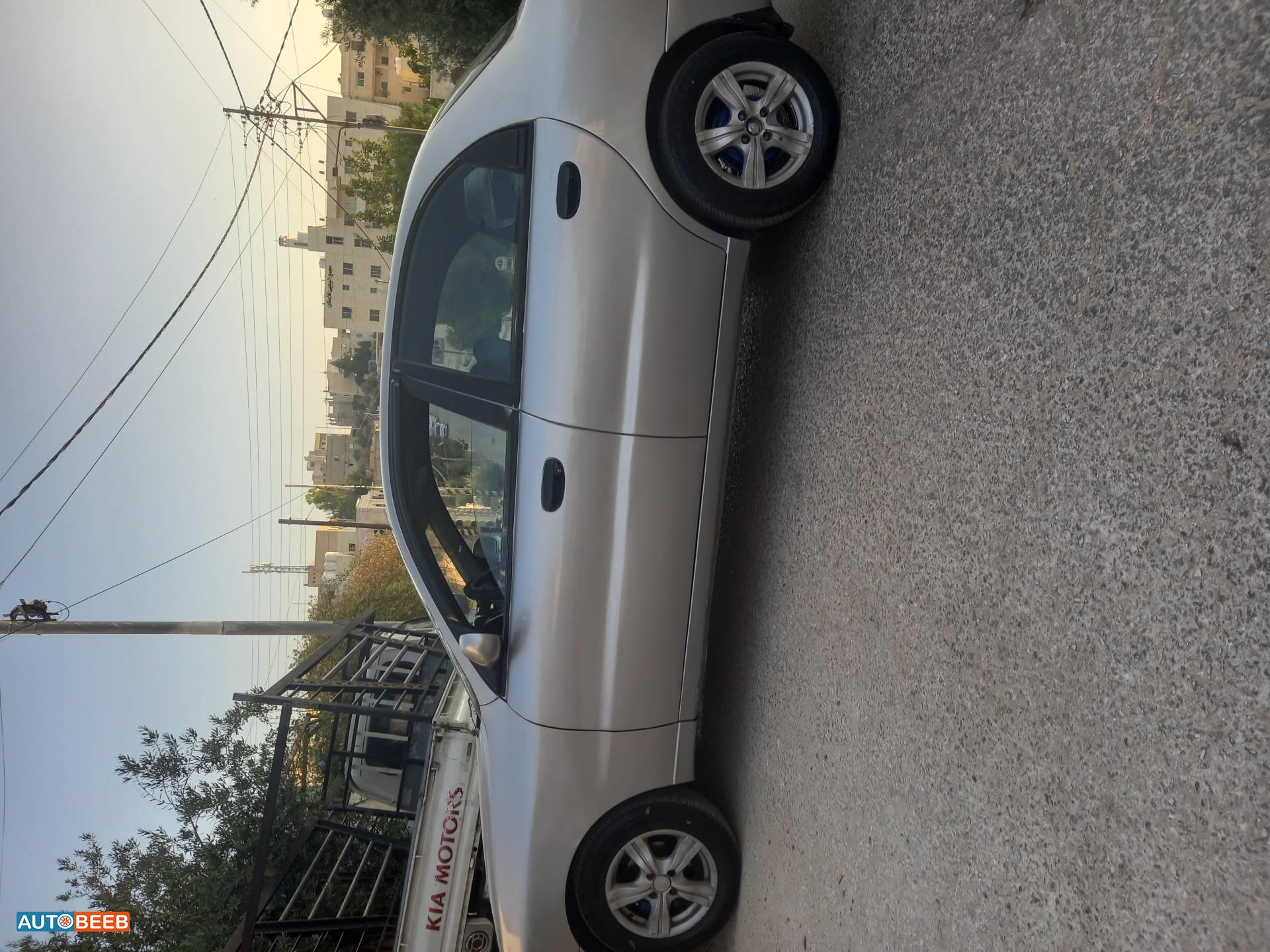 دايو لانوس 1998