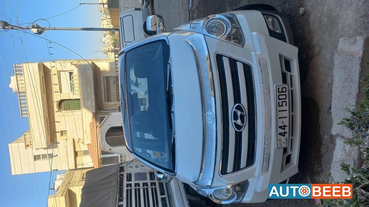 Minibus Hyundai 2018