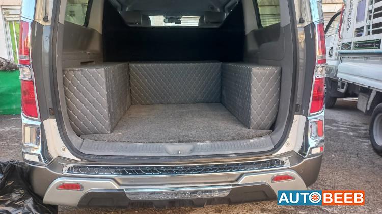 Minibus Hyundai 2018