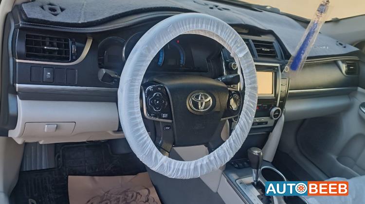 تويوتا كامري 2012