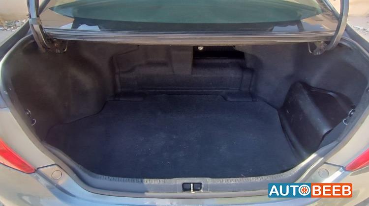 تويوتا كامري 2012