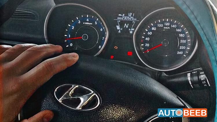 هيونداي افانتي 2013