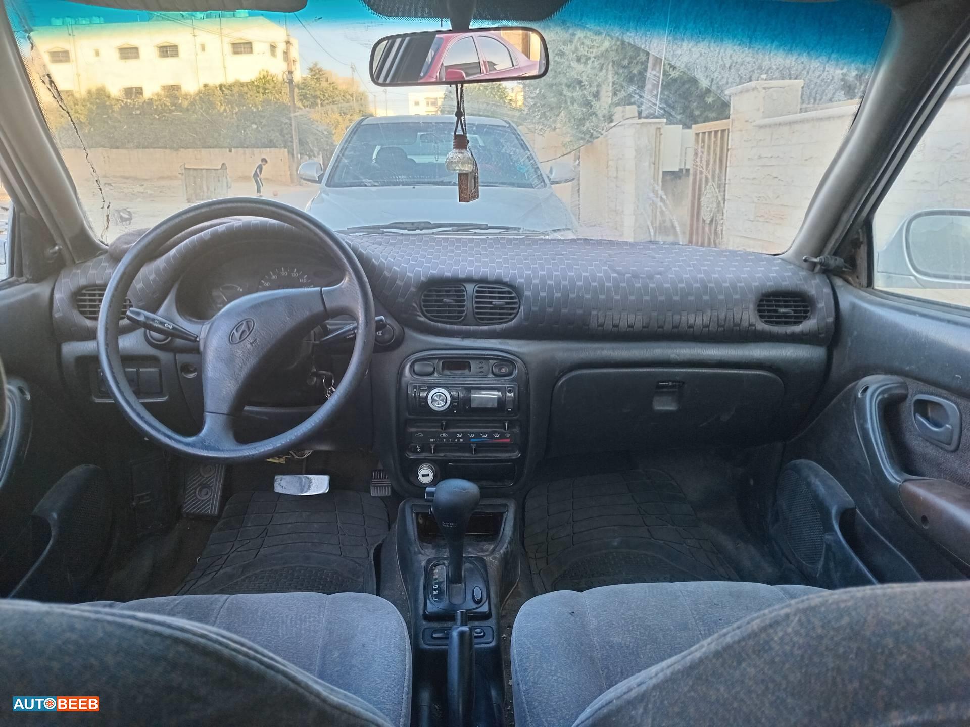 Hyundai Accent 1999