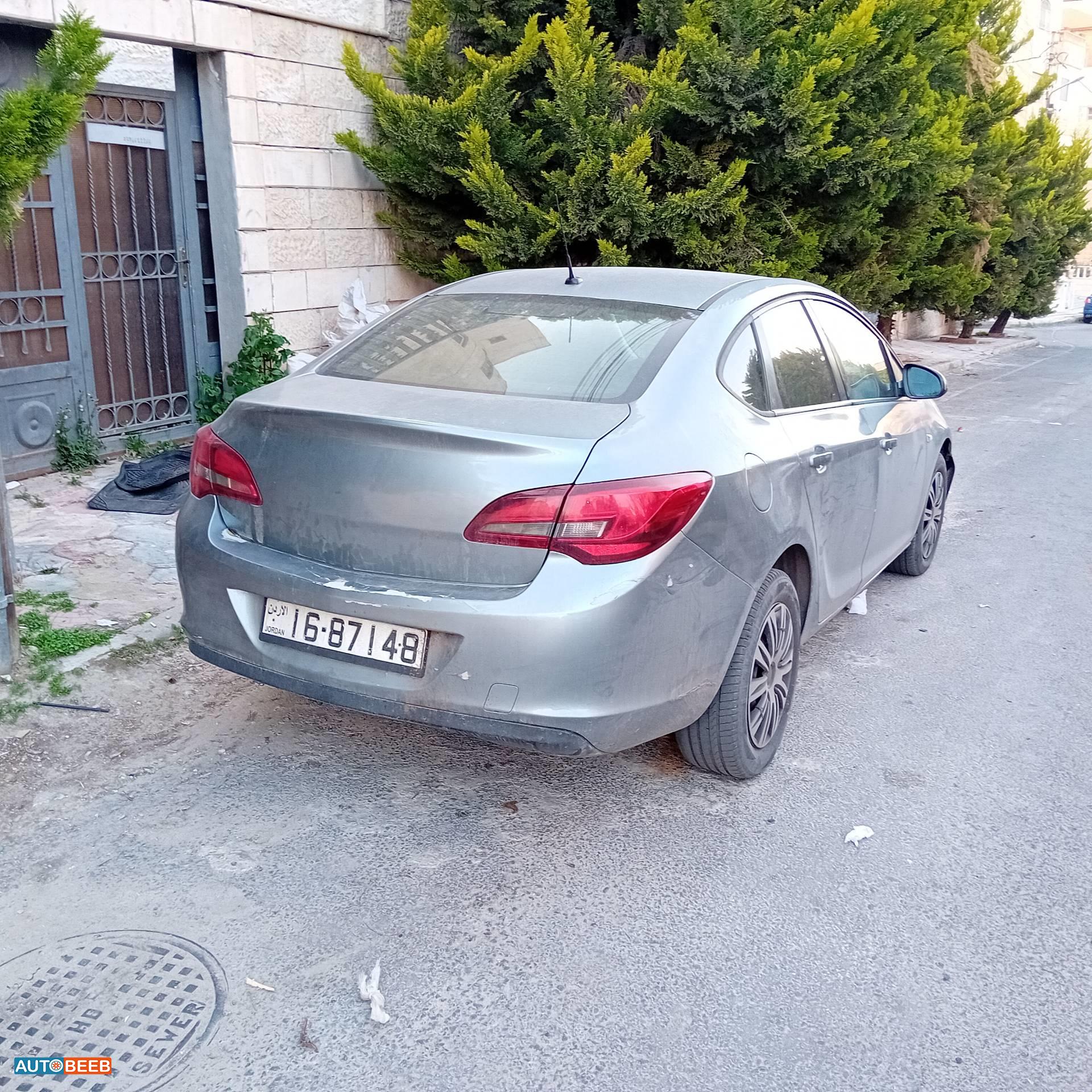 Opel Astra 2013