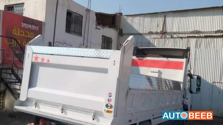 Tipper Mercedes Benz 2012