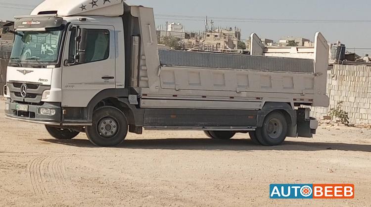 Tipper Mercedes Benz 2012