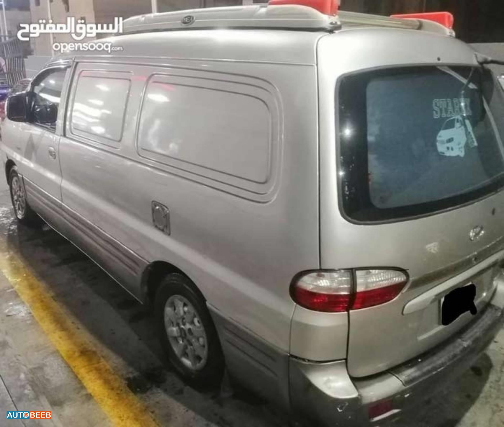 Minivan Hyundai 2006