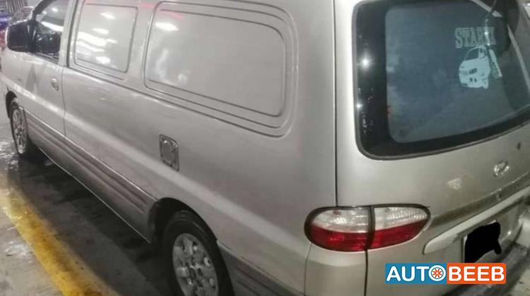 Minivan Hyundai 2006