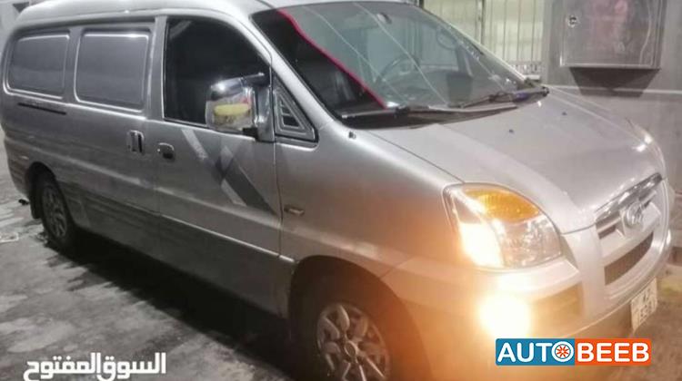 Minivan Hyundai 2006