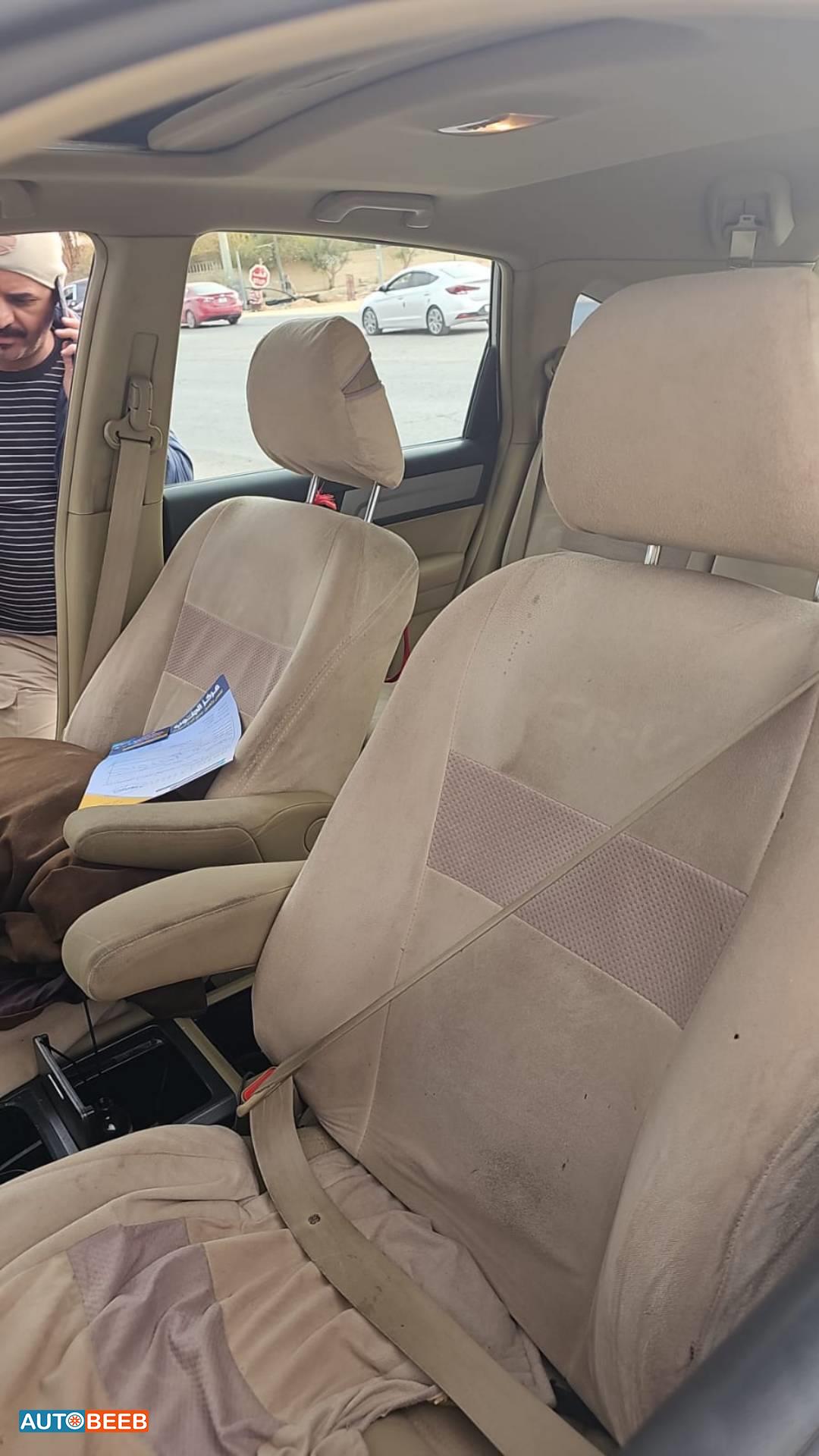 هوندا CR-V 2011