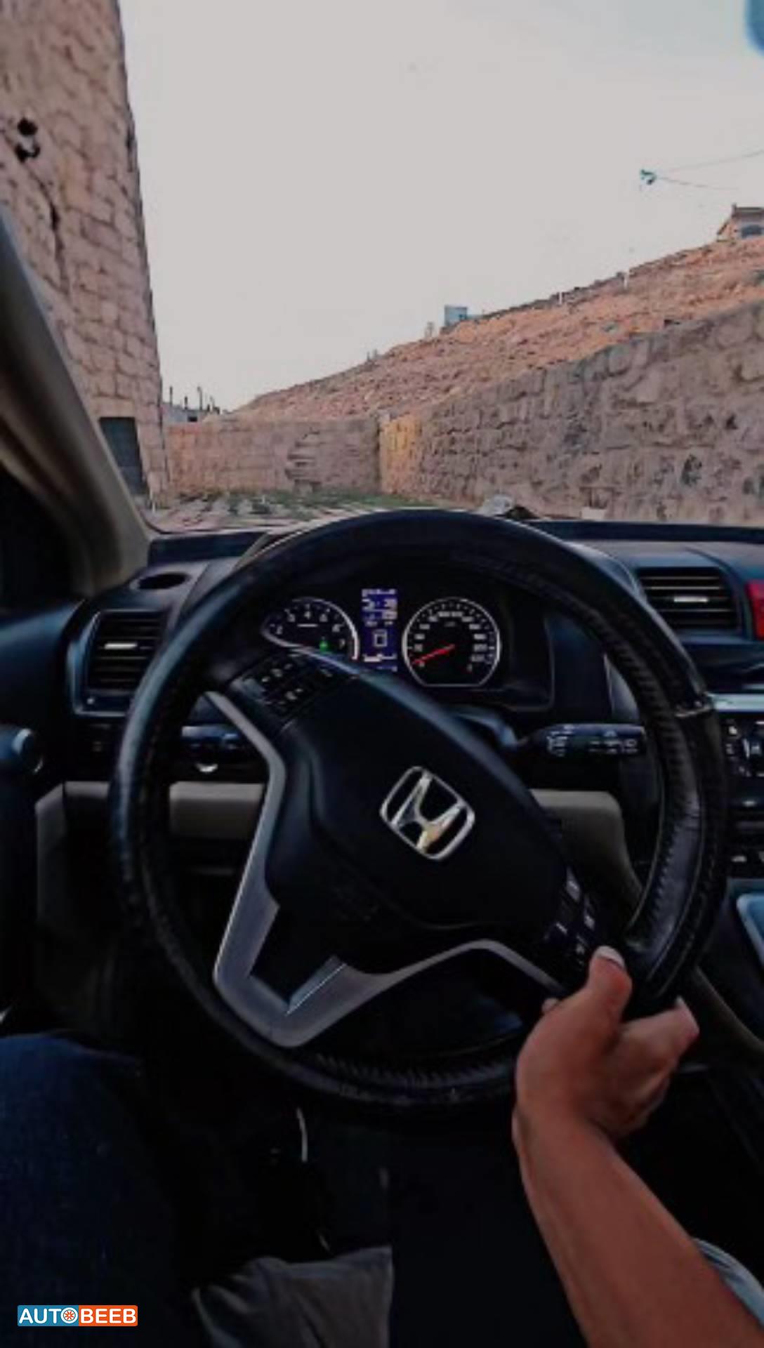 هوندا CR-V 2011