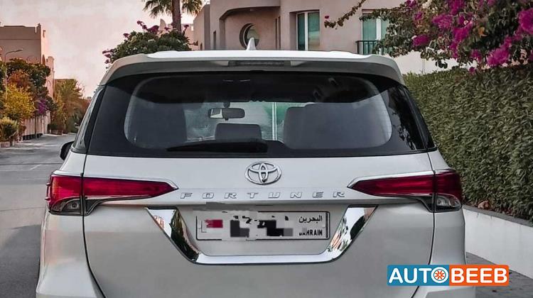 Toyota Fortuner 2022