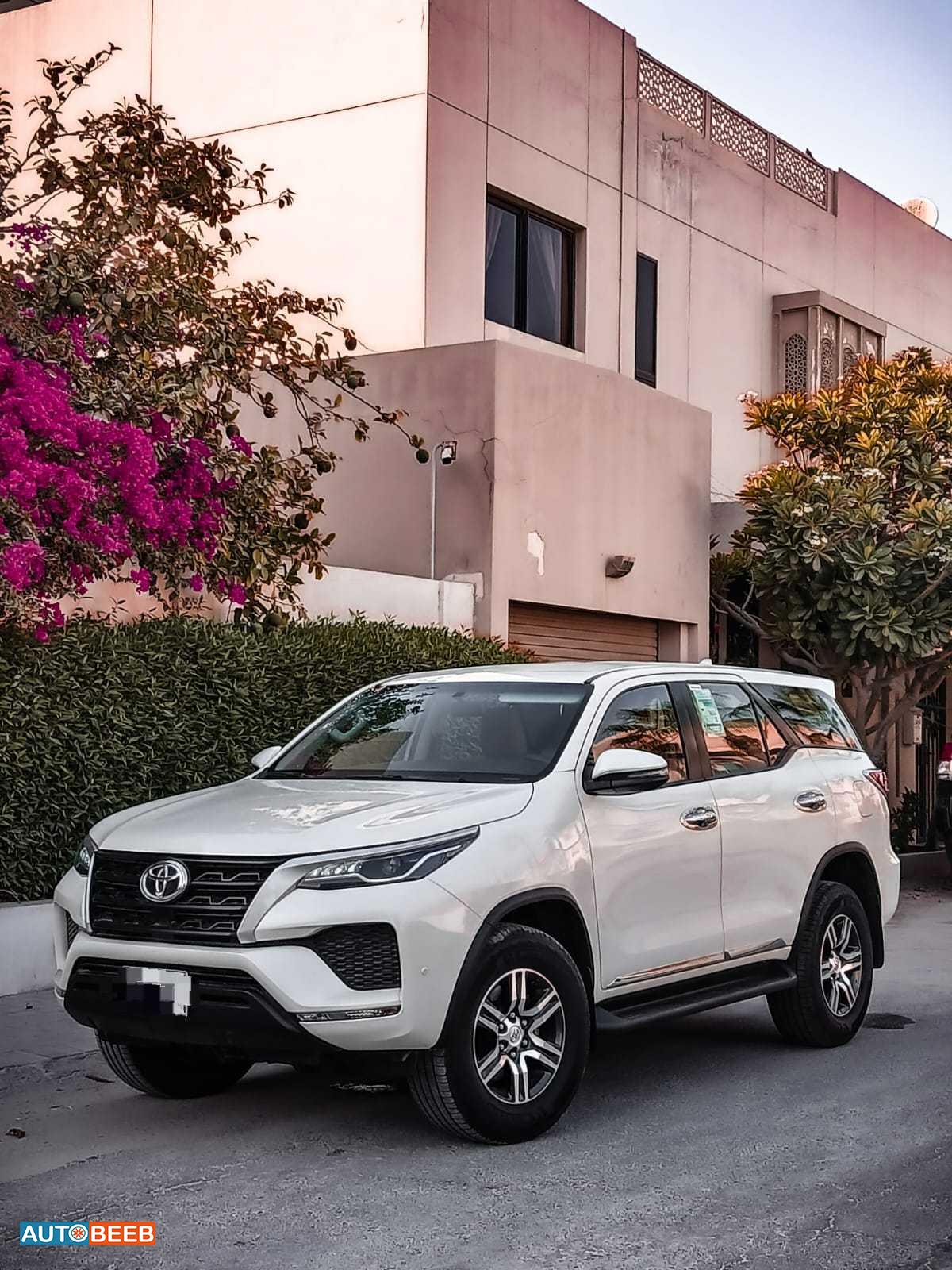 Toyota Fortuner 2022