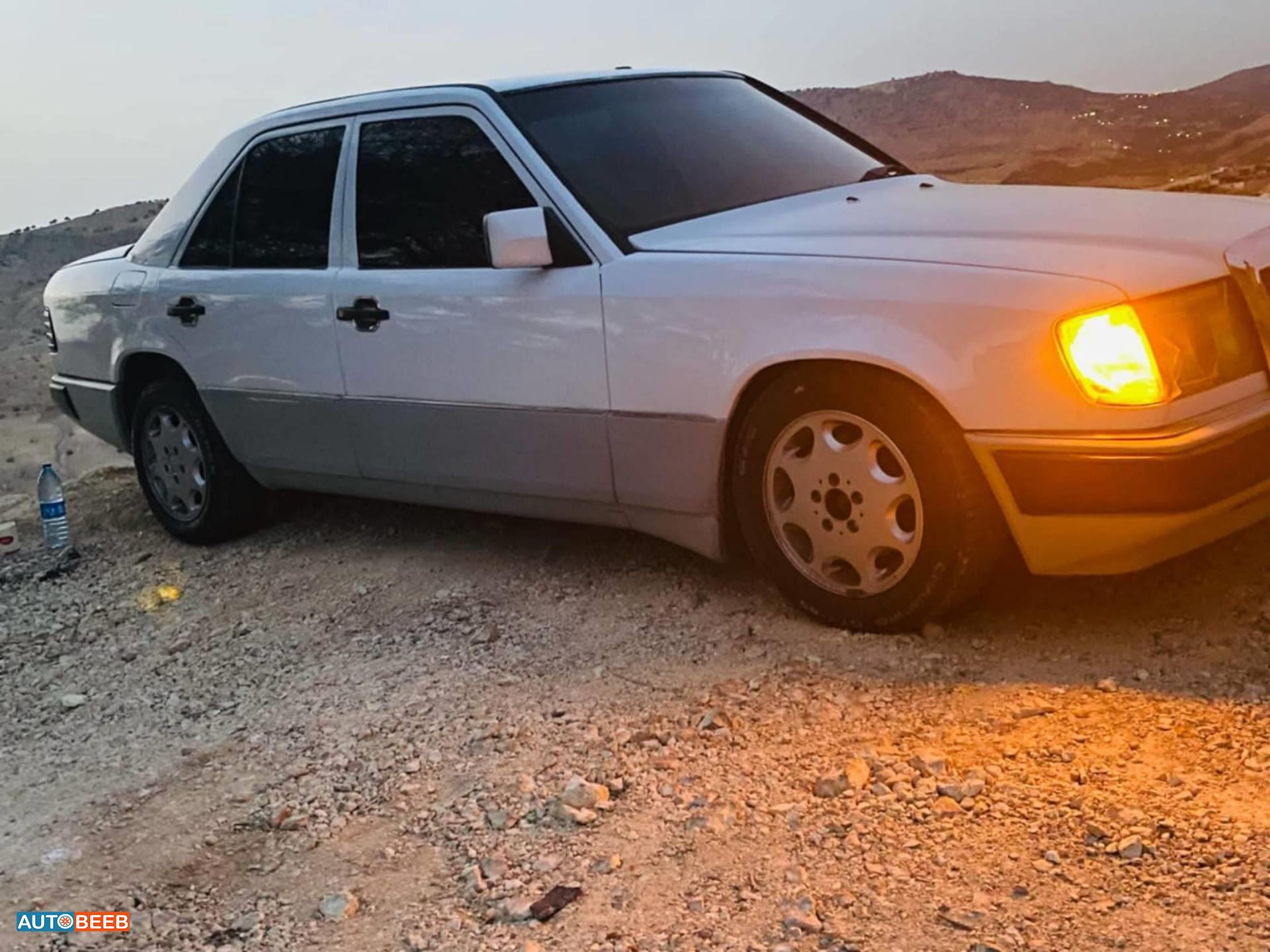 مرسيدس بنز E200 1988