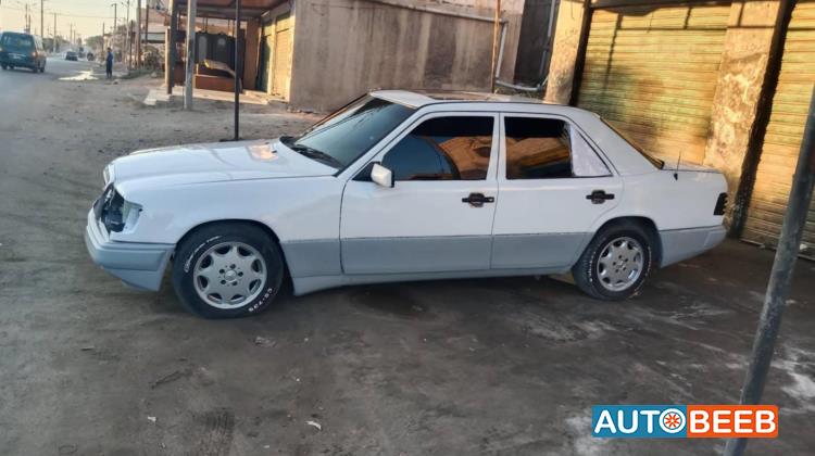 مرسيدس بنز E200 1988