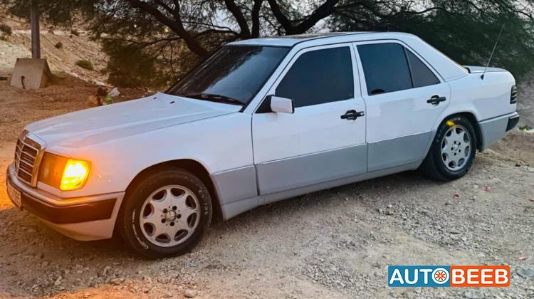 مرسيدس بنز E200 1988