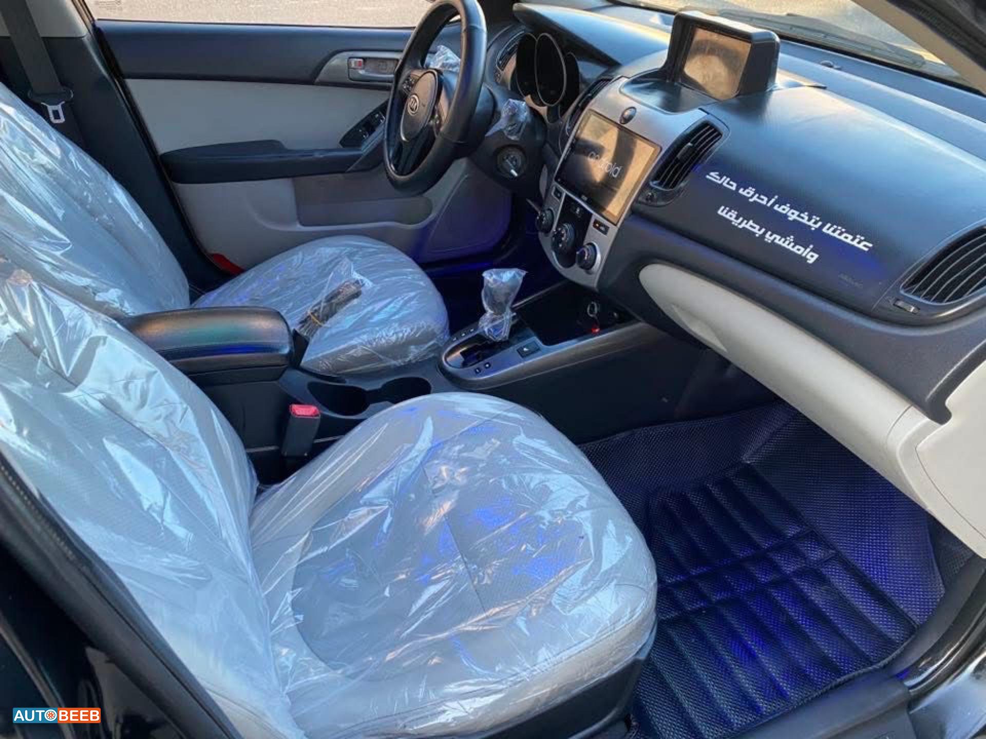 كيا فورتي 2009