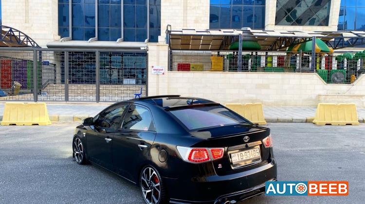 كيا فورتي 2009