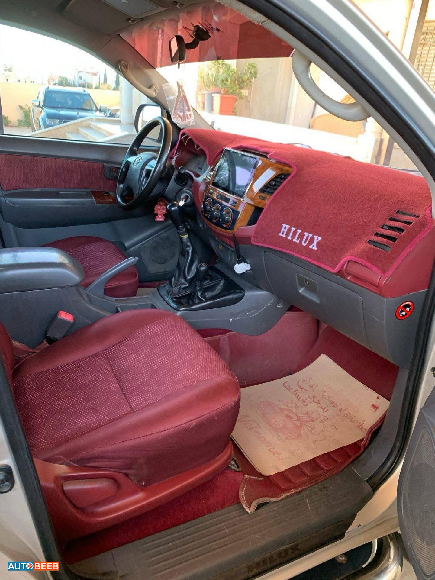 Toyota Hilux 2014