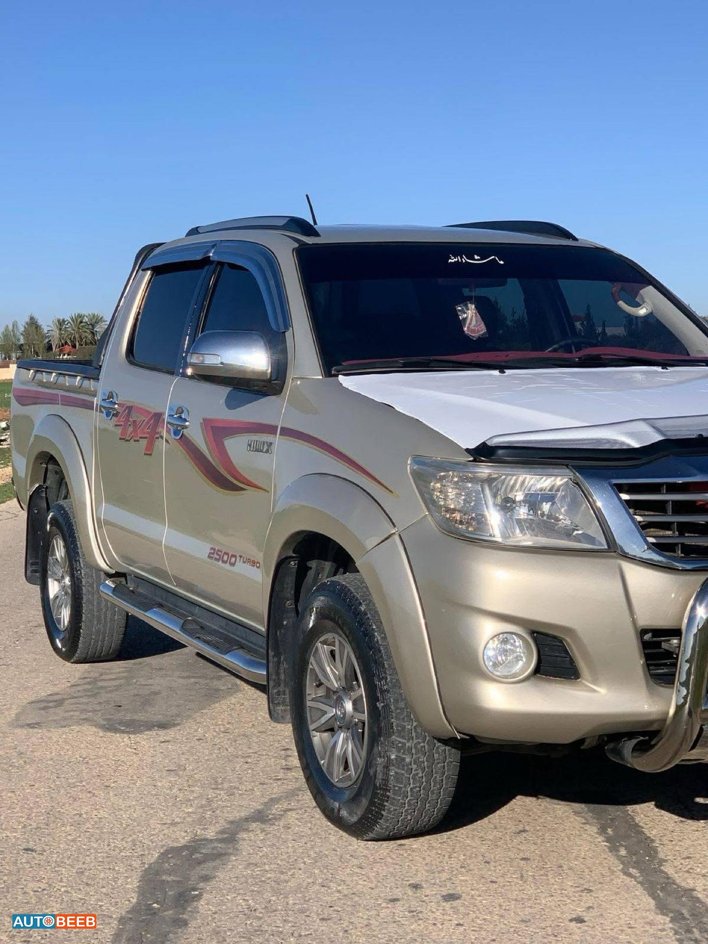 Toyota Hilux 2014