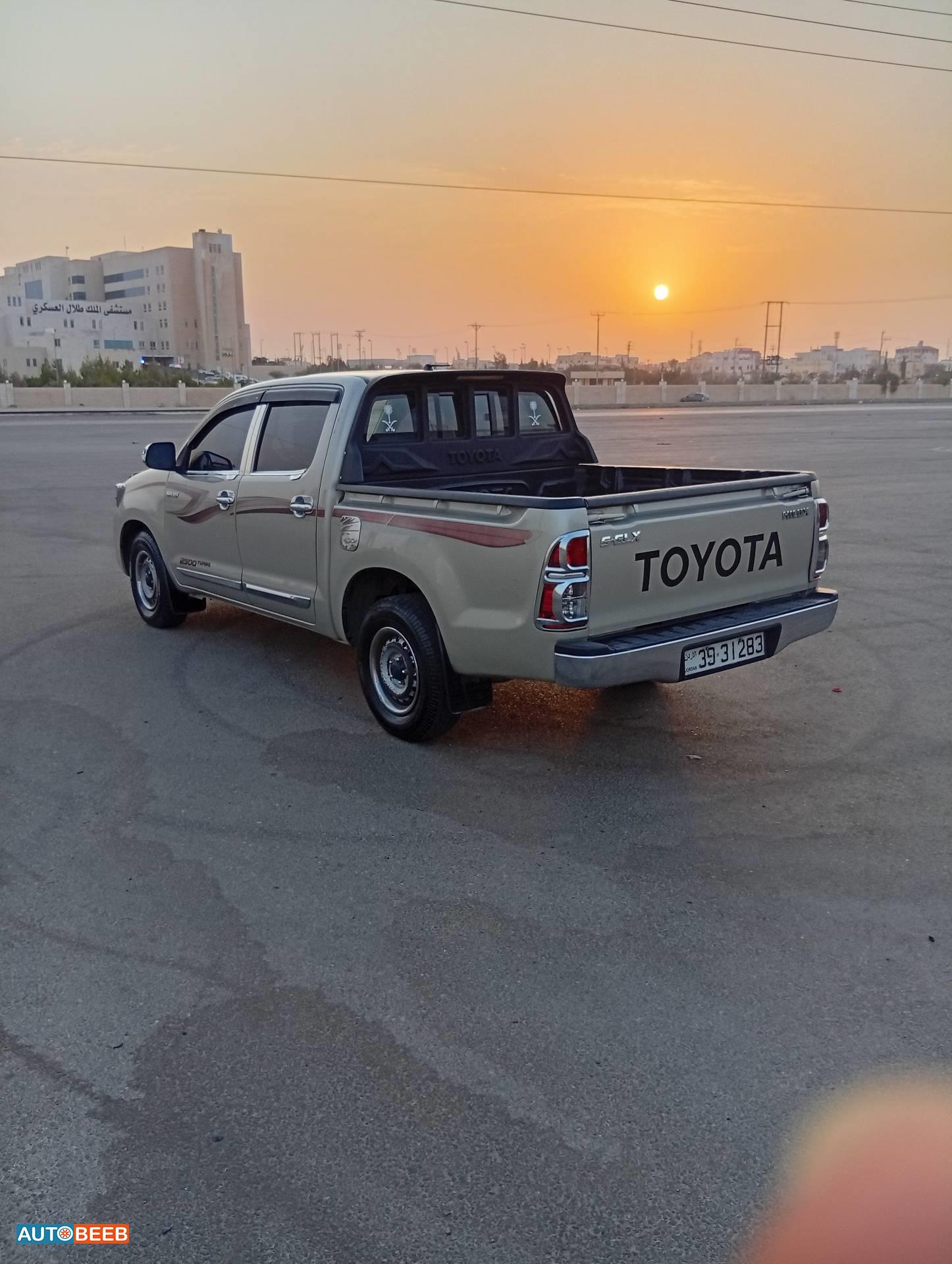 Toyota Hilux 2014