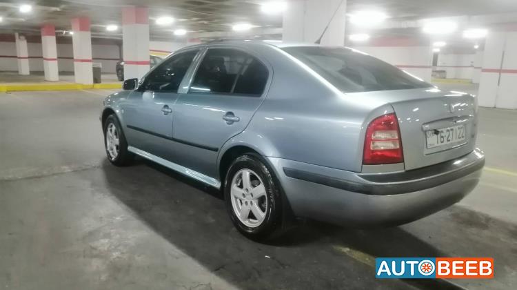 سكودا اوكتافيا 2004