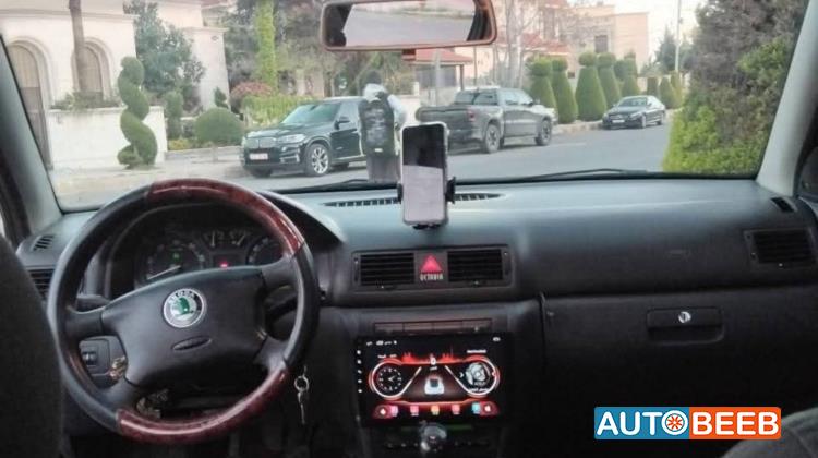 سكودا اوكتافيا 2004