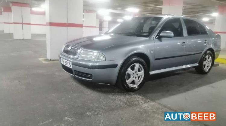 سكودا اوكتافيا 2004