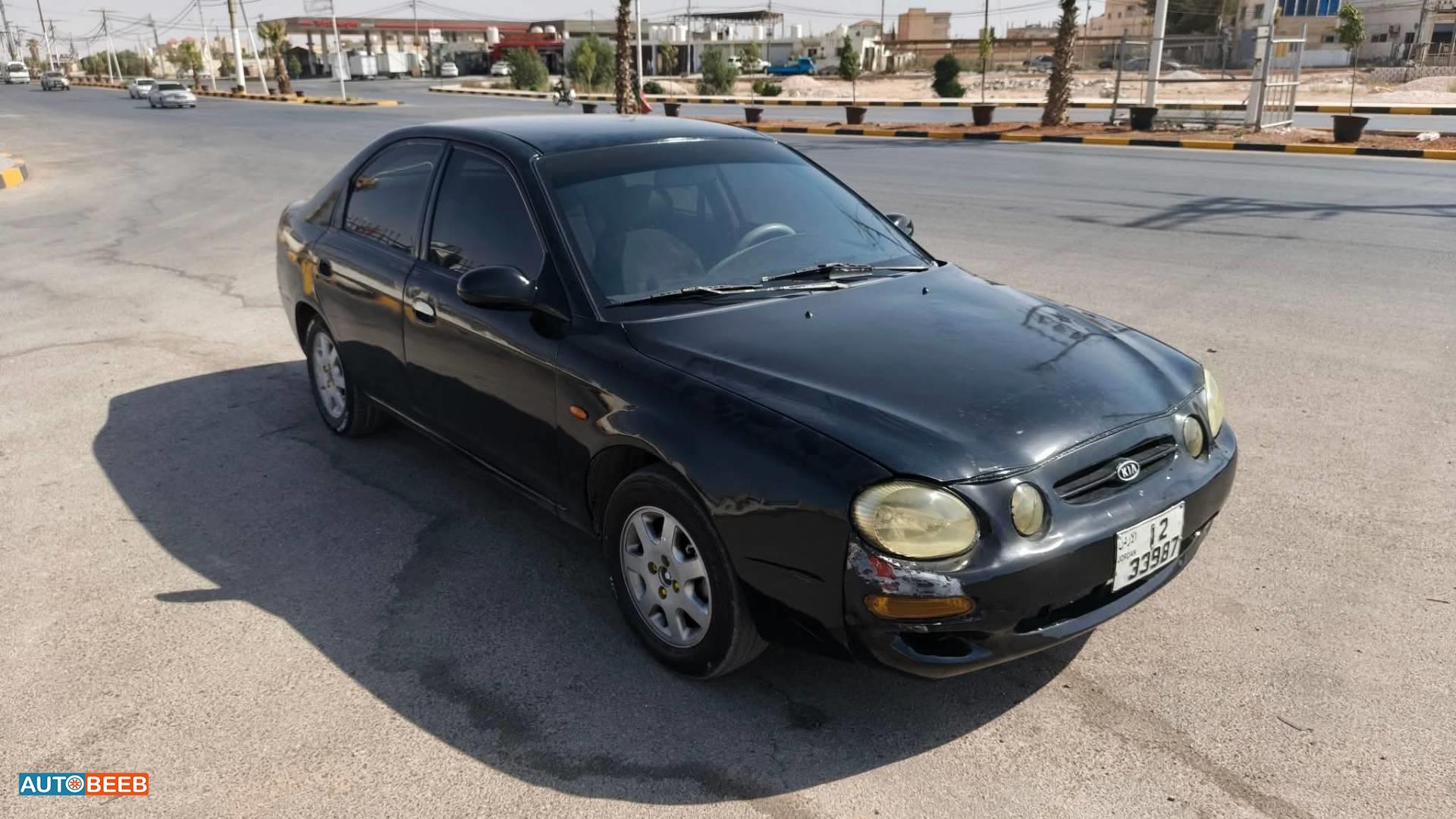 كيا شوما 1999