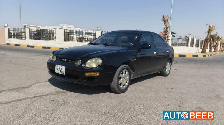 كيا شوما 1999