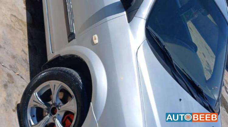 كيا كارينز 2005