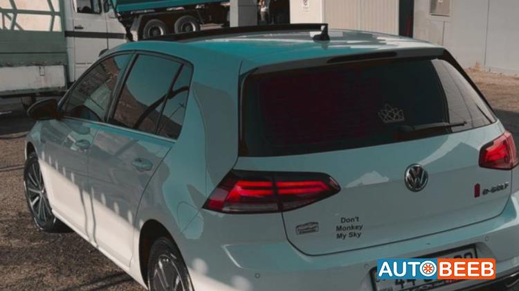 Volkswagen E-Golf 2019