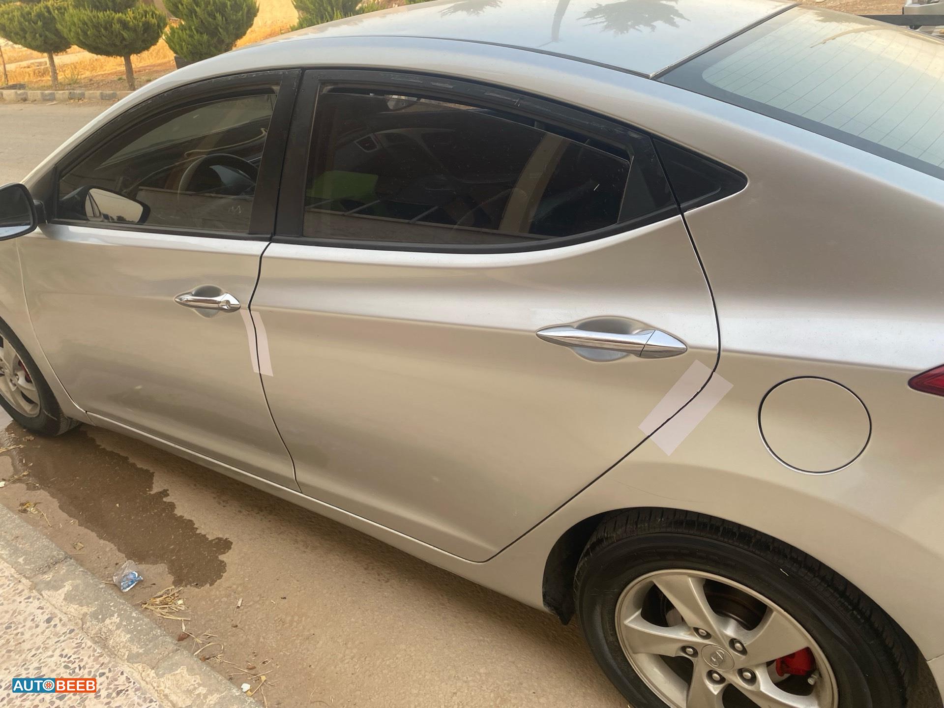 هيونداي افانتي 2011