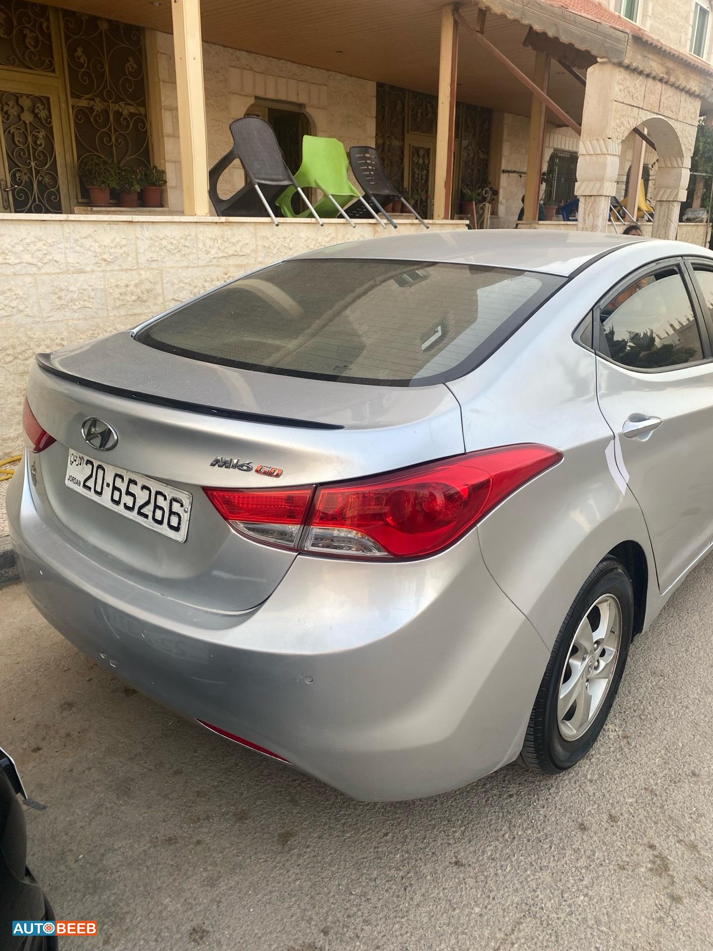 هيونداي افانتي 2011