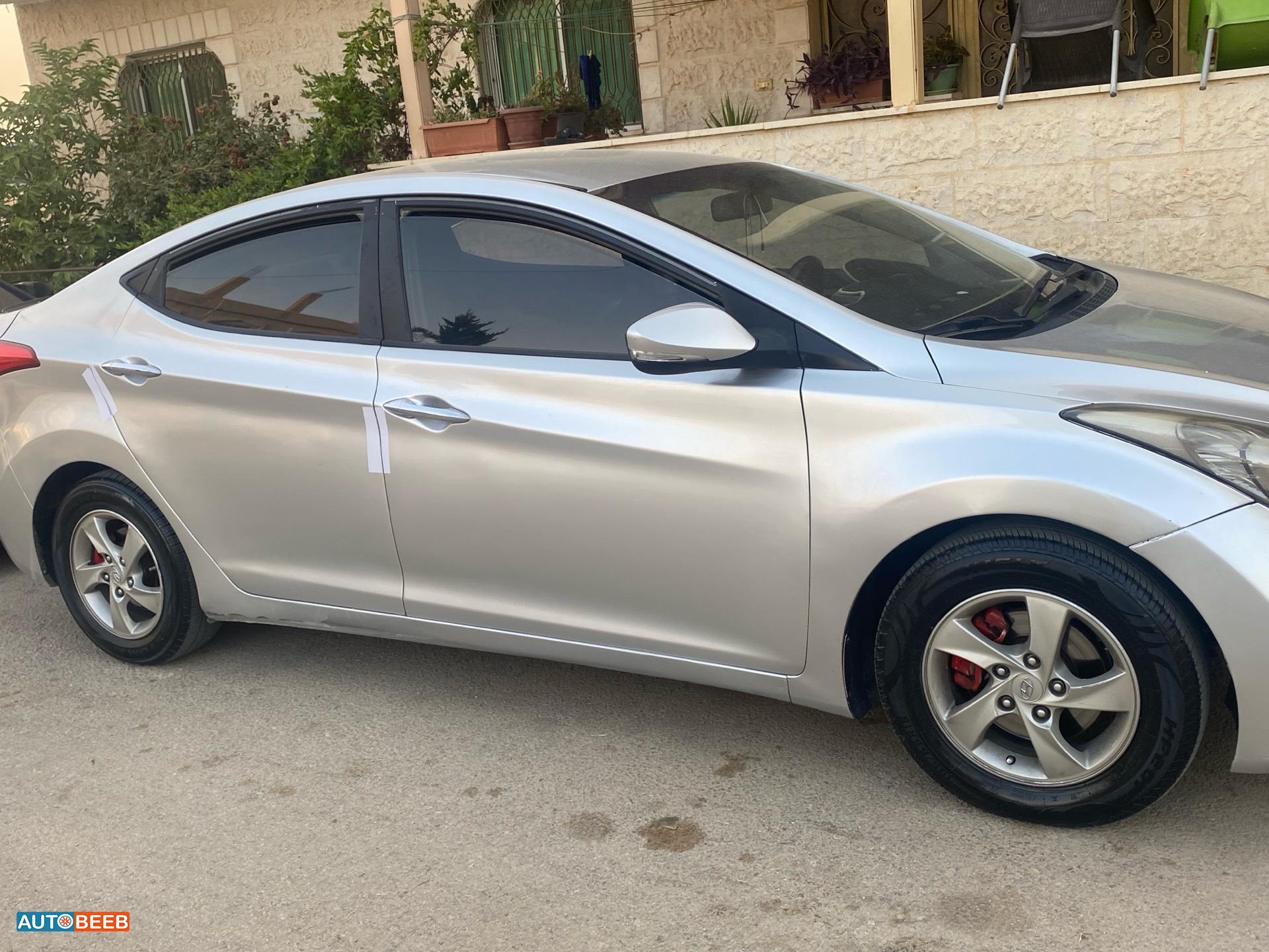 هيونداي افانتي 2011