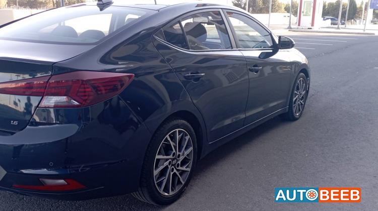 هيونداي افانتي 2019