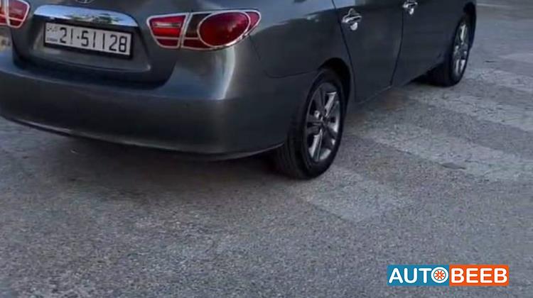 هيونداي افانتي 2010