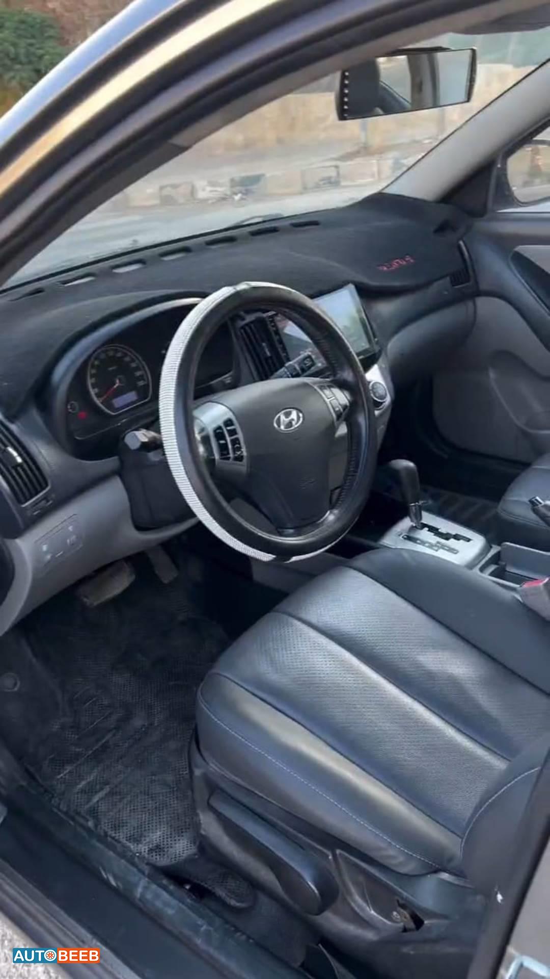 هيونداي افانتي 2010