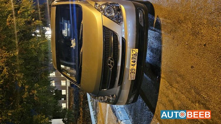 Minibus Hyundai 2010