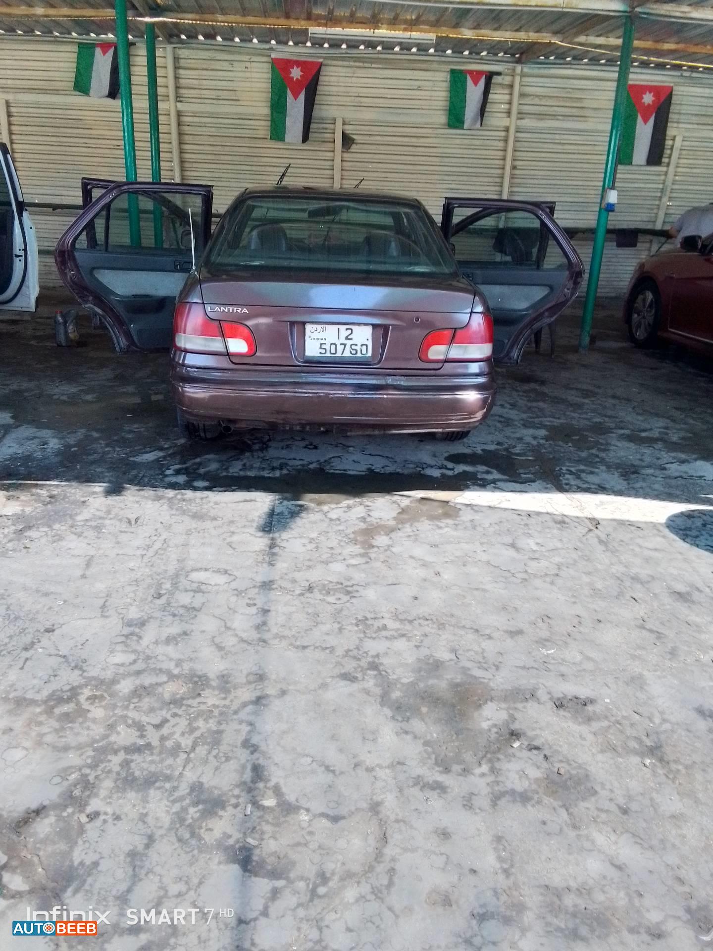 هيونداي لانترا 1993