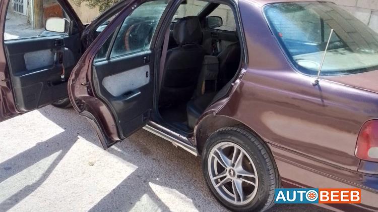 هيونداي لانترا 1993