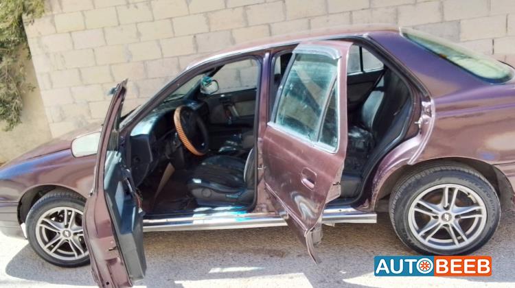 هيونداي لانترا 1993