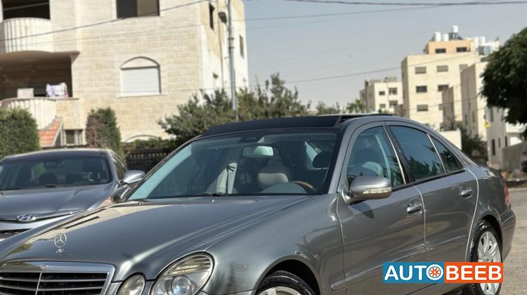 مرسيدس بنز E200 2008