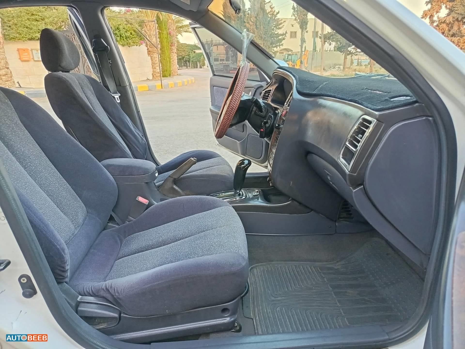 هيونداي افانتي 2002