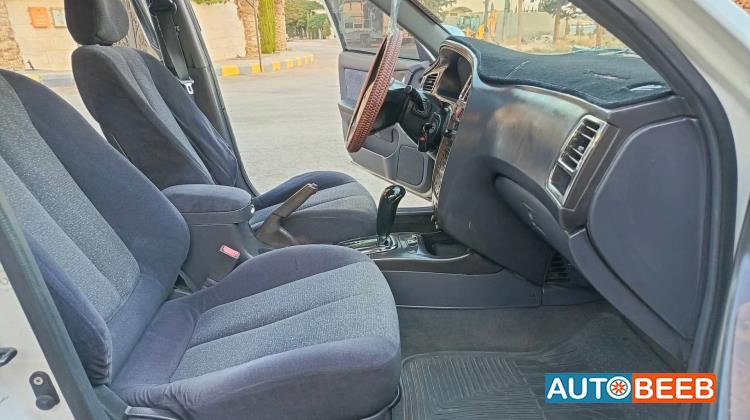 هيونداي افانتي 2002