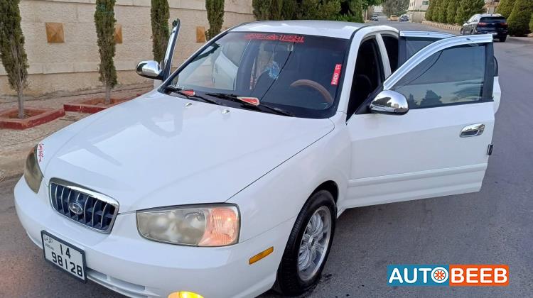 هيونداي افانتي 2002