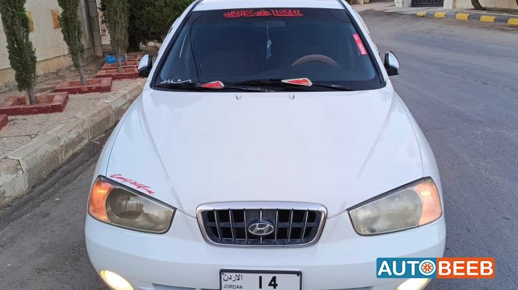 هيونداي افانتي 2002